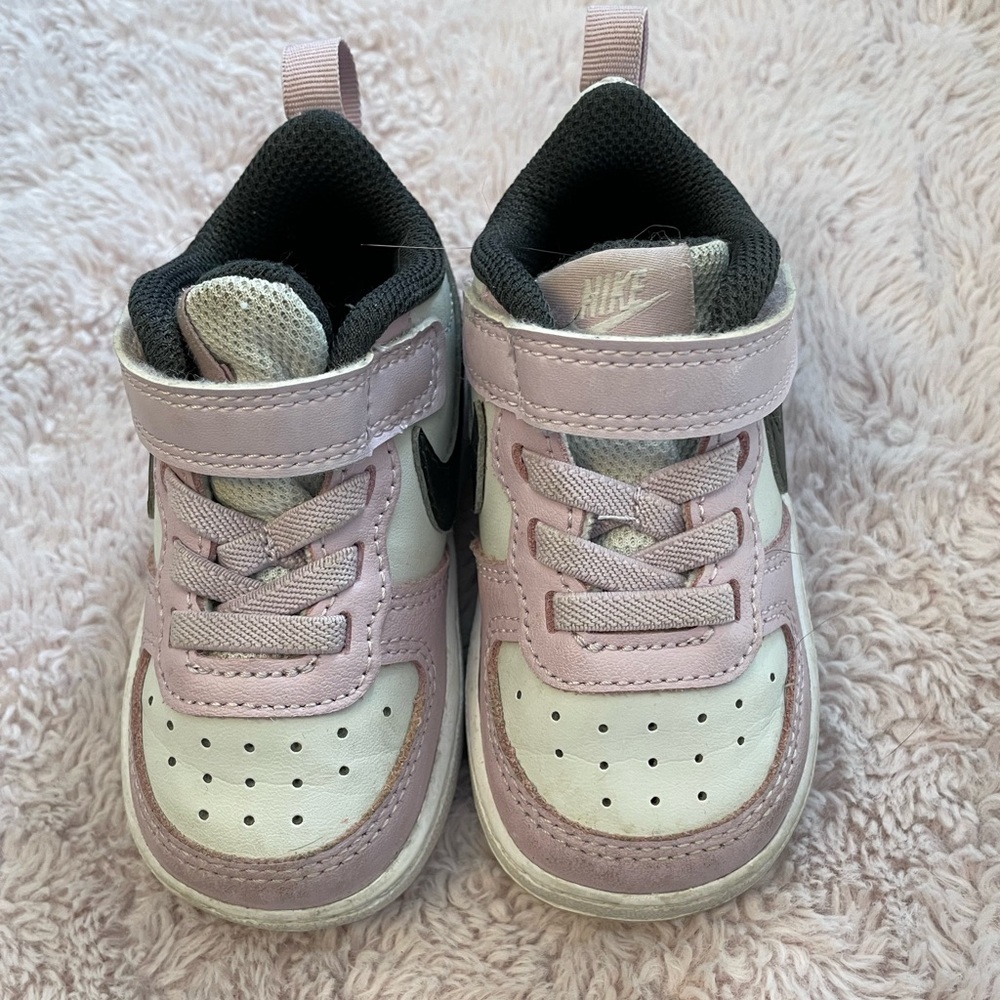 Nike toddler size 5c
